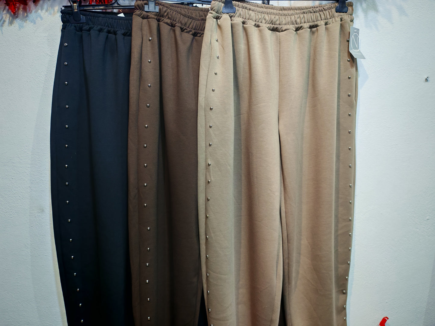 Pantalón Tachuelas