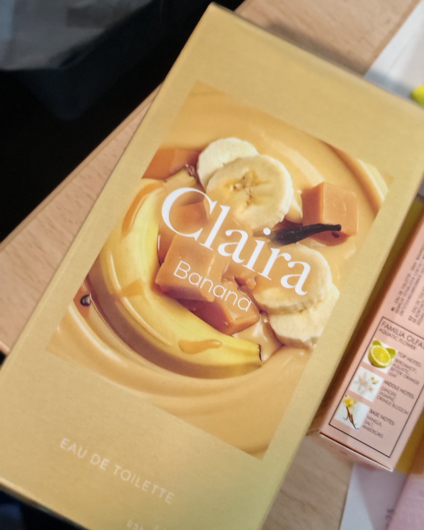 Colonia eclaire banana