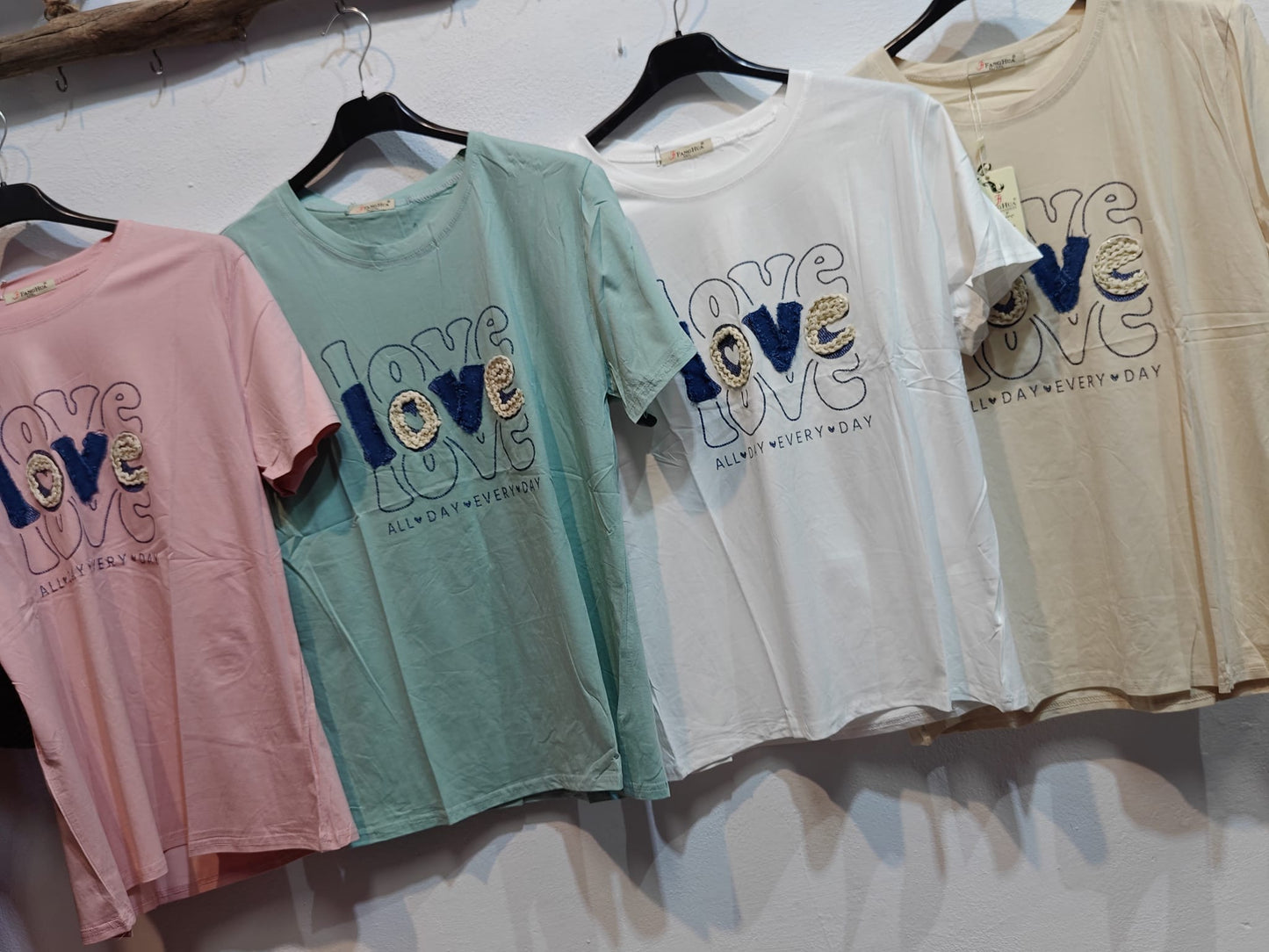 Camiseta Triple love