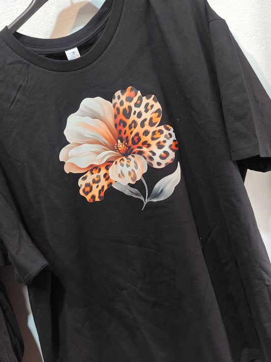 Camiseta Flor Animal