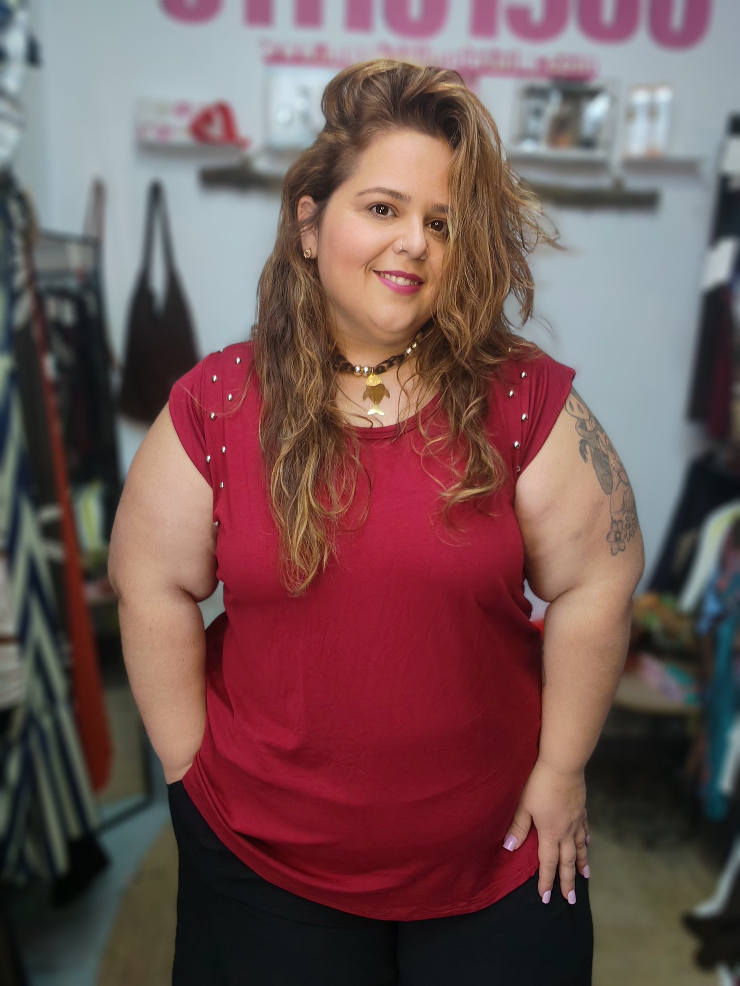 Camiseta tachuelas