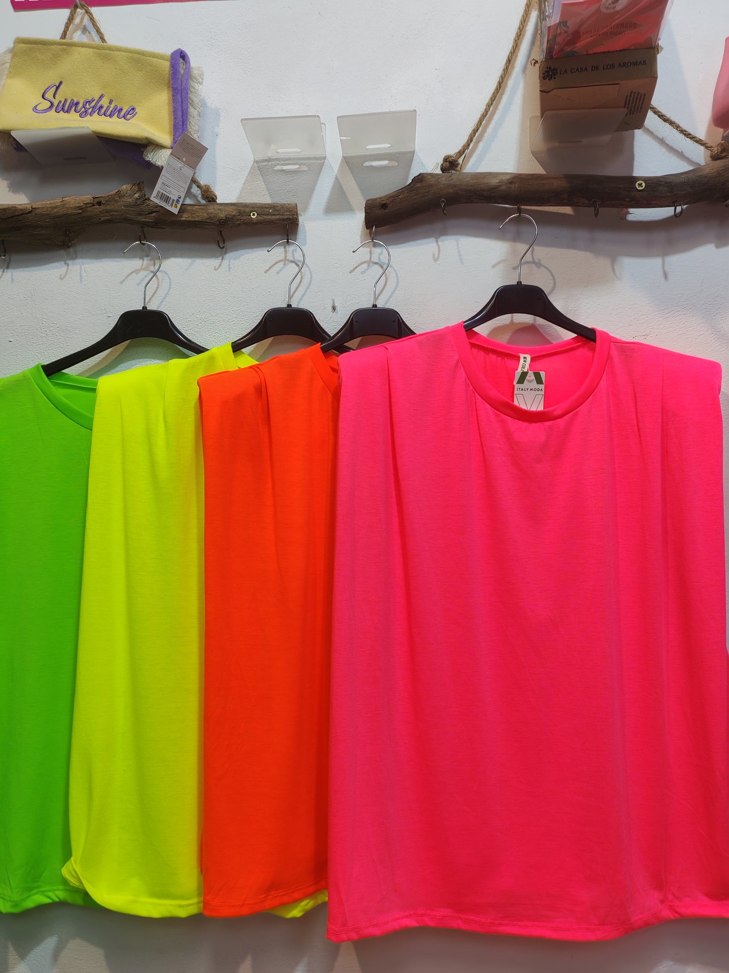 Camiseta hombreras fluor