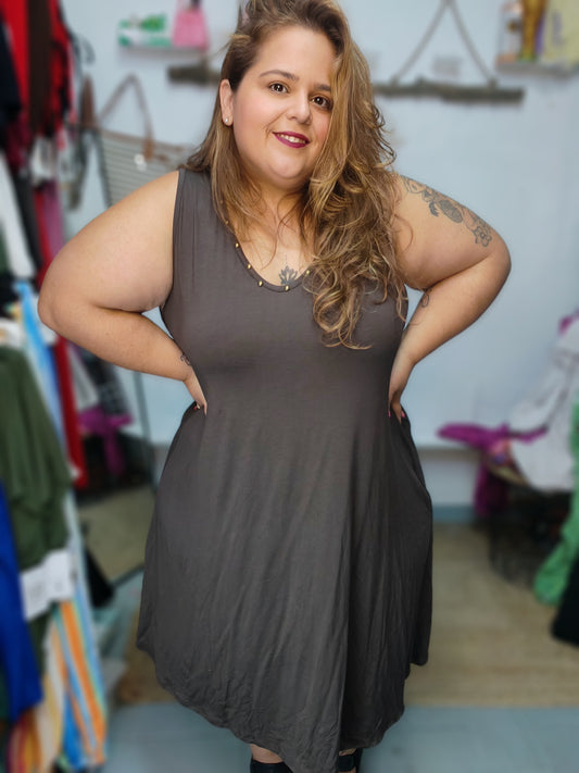 Vestido Tachuelas Cort