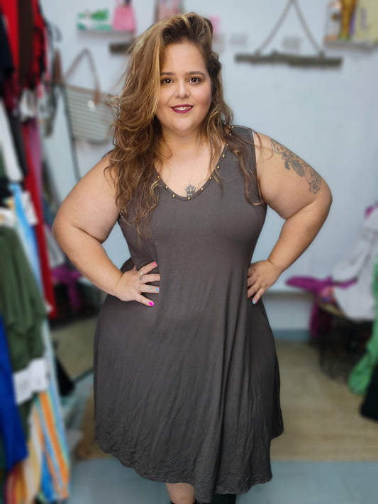 Vestido Tachuelas Cort