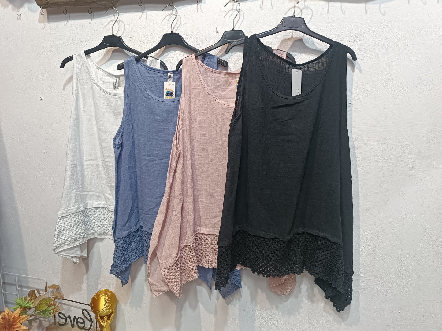 Blusa pico brocado
