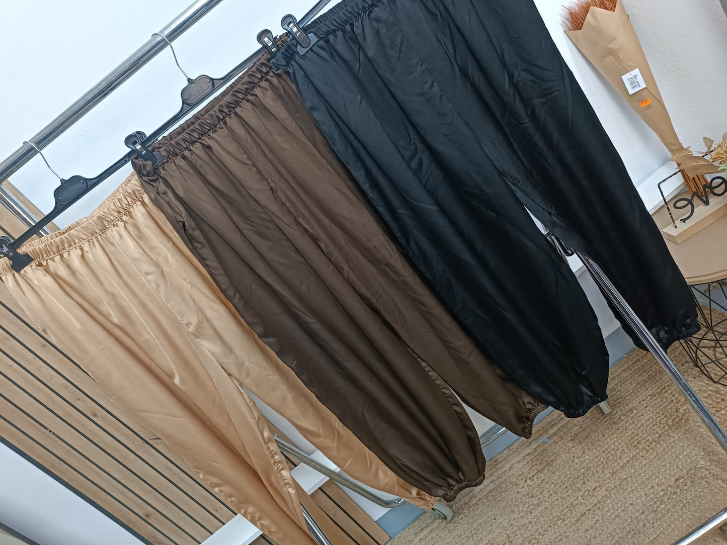 Pantalón saten bombacho