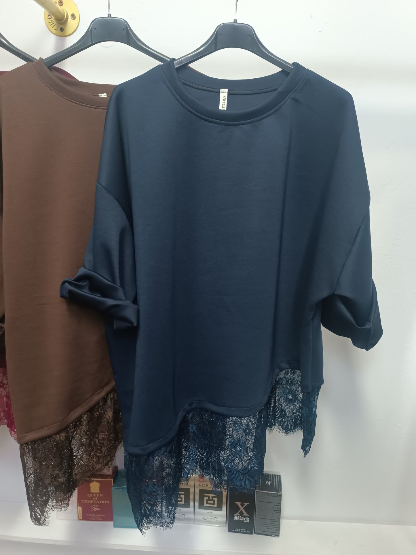Sudadera asimetr encaje