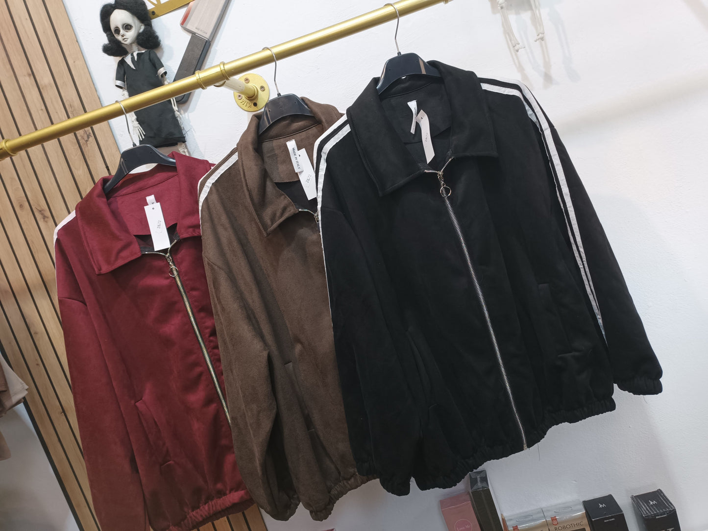 bomber antelina Adi