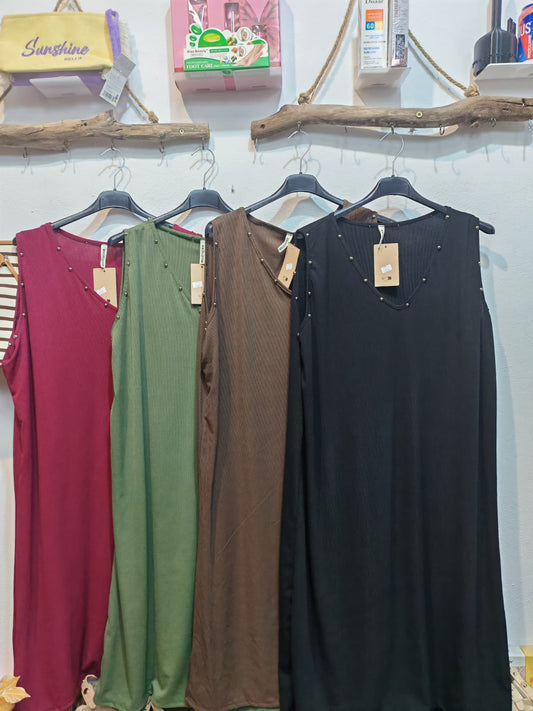 Vestido Tachuelas
