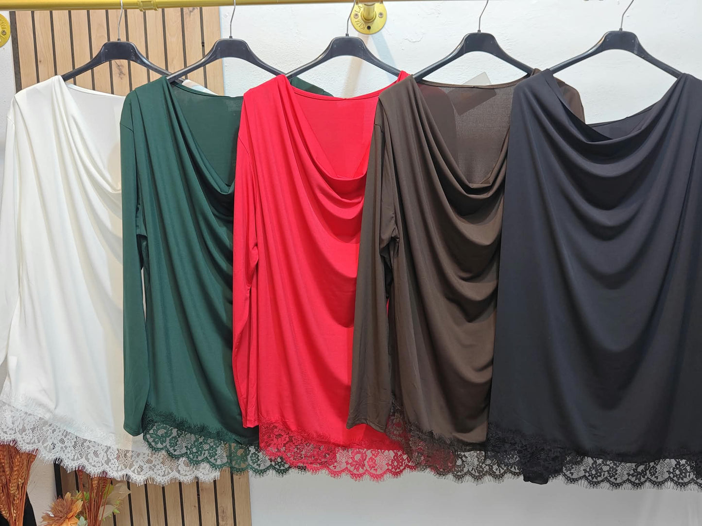 Blusa Encaje asimet