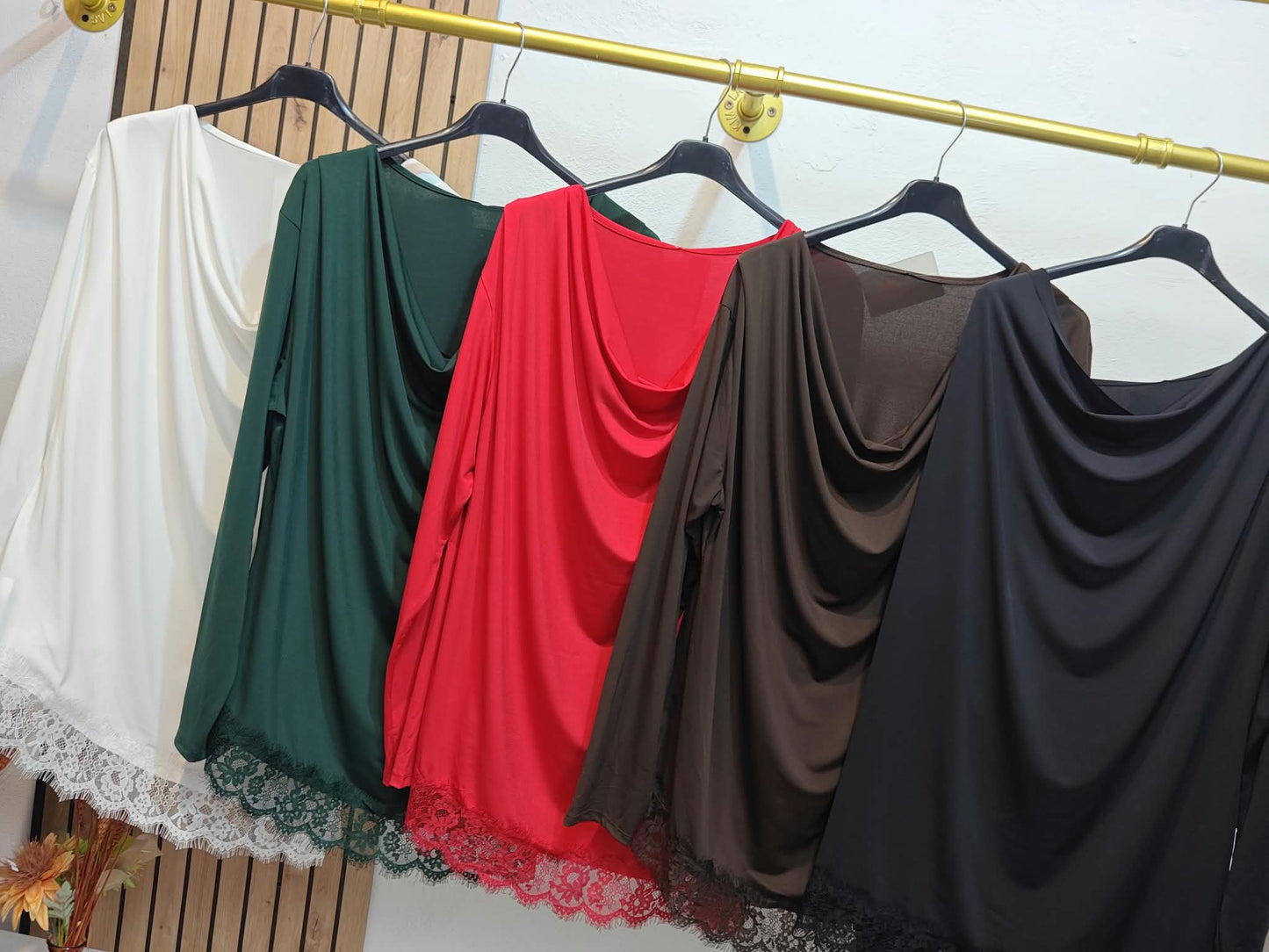 Blusa Encaje asimet