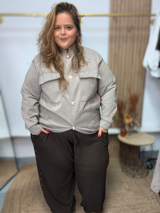 Pantalón tachuelas